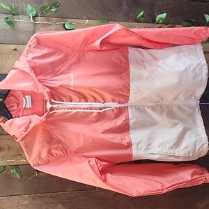Columbia Women’s Center Ridge Windbreaker Size Small